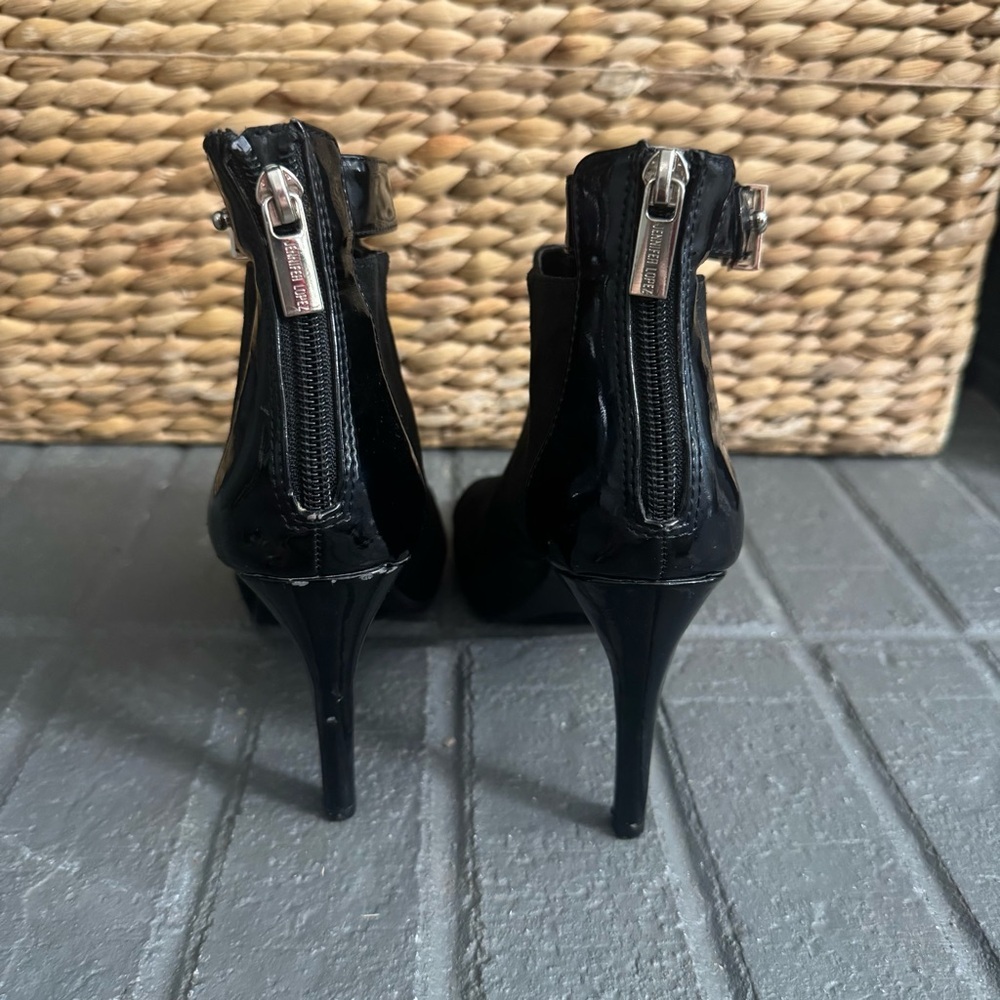 Jennifer Lopez Women’s 6M Black Open Toe Ankle Boots Heels‎ Peep Toe Zipper Heel - Picture 4 of 12